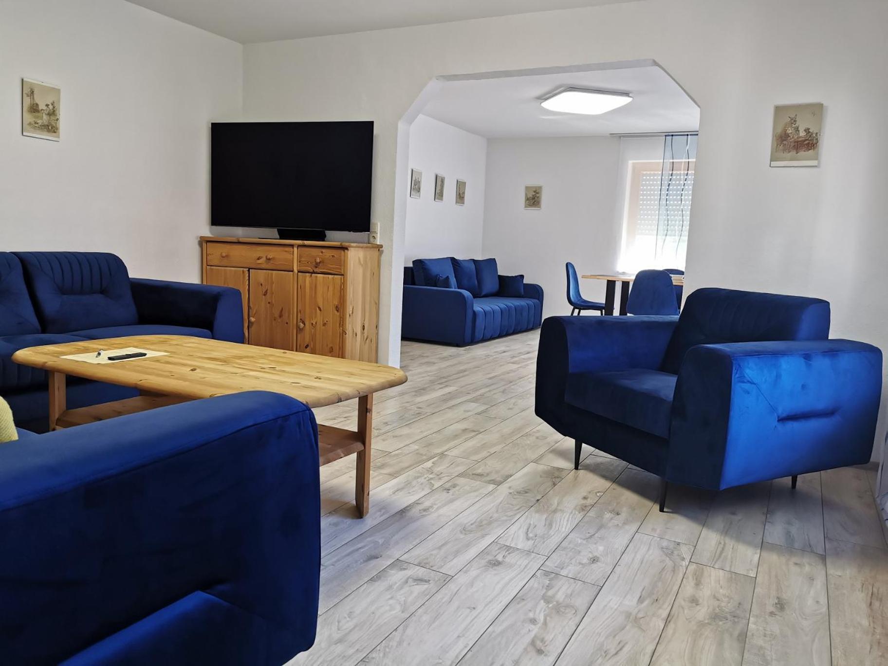 Hotel Garni Jaegerhof زيغمارينغن المظهر الخارجي الصورة